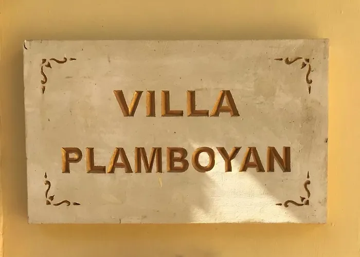 Plamboyan 2 Bedroom 2 Bathroom Appartement