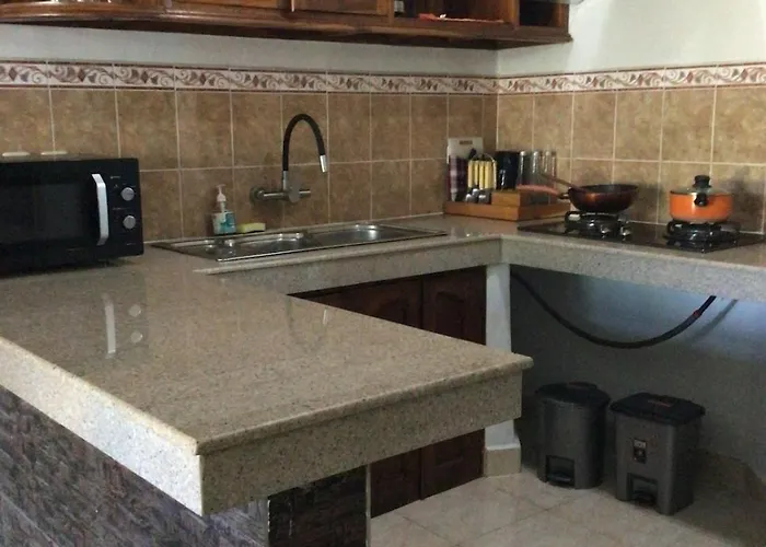アパート Plamboyan 2 Bedroom 2 Bathroom *