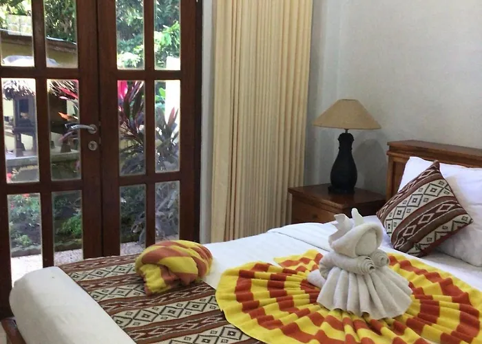 Plamboyan 2 Bedroom 2 Bathroom *
