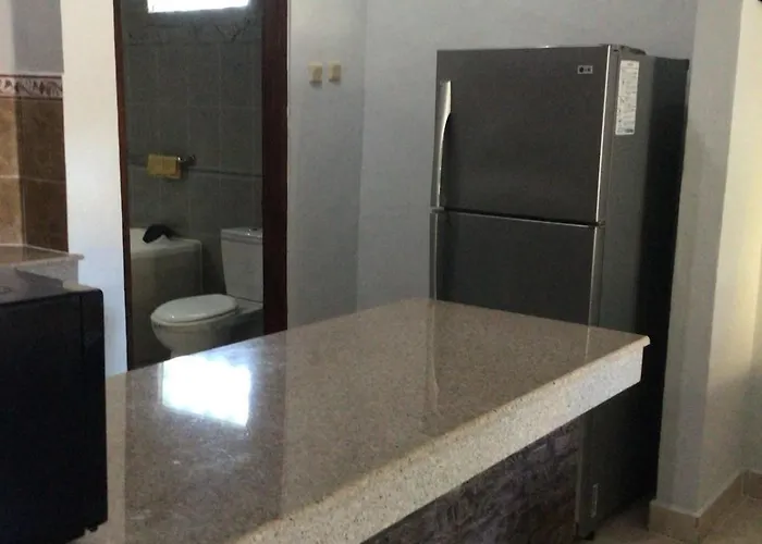 Plamboyan 2 Bedroom 2 Bathroom